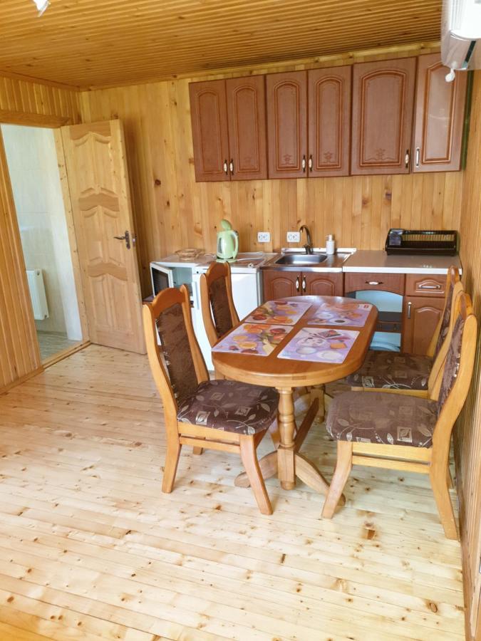Зачаровані Карпати, Воловець Exterior foto