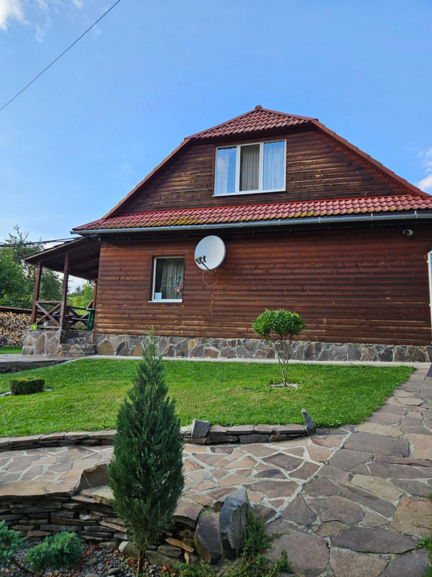 Зачаровані Карпати, Воловець Exterior foto